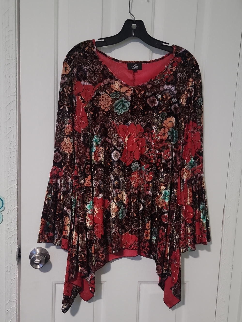 Velvet Burnout Floral Bell-Sleeve/V-neck Tunic Boho Paisley Brown/Red/Multi Med